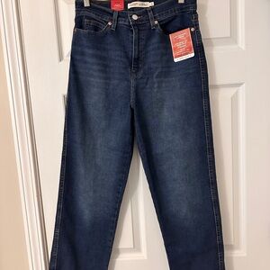 NWT Levi Strauss Signature Vintage High Rise Straight Dark Blue Women’s Jeans